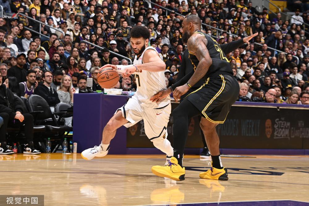 牵动着整个 牵动着整个