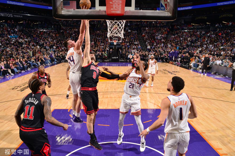 在首轮比赛 在首轮比赛