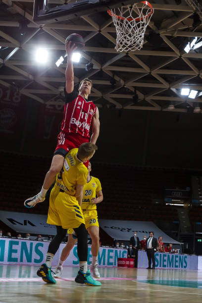 人热血沸腾 人热血沸腾